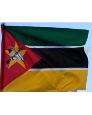Bandera Mozambique exterior