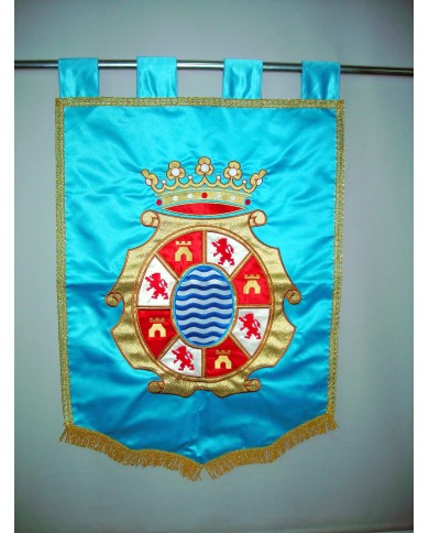 Estandarte con escudo personalizado Estandarte con escudo personalizado